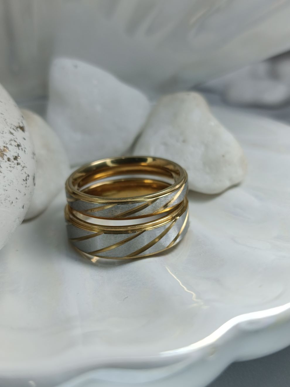 Βέρες από Ατσάλι Δίχρωμες Χρυσό & Ασημί (ΚΩΔ:44771) – Πολυτελές Σετ Γάμου | Kosmimatomania.gr Βέρες από Ατσάλι Δίχρωμες Χρυσό & Ασημί (ΚΩΔ:44771) – Πολυτελές Σετ Γάμου | Kosmimatomania.gr