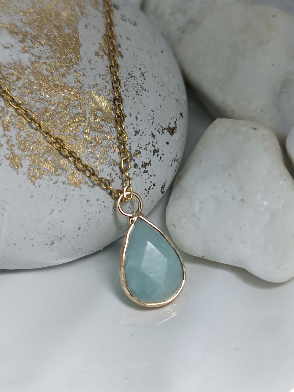 Κολιέ από Ανοξείδωτο Ατσάλι με Γαλάζια Πέτρα Σταγόνα (ΚΩΔ:87441) – Διακριτική Πολυτέλεια | Kosmimatomania.gr Κολιέ από Ανοξείδωτο Ατσάλι με Γαλάζια Πέτρα Σταγόνα (ΚΩΔ:87441) – Διακριτική Πολυτέλεια | Kosmimatomania.gr