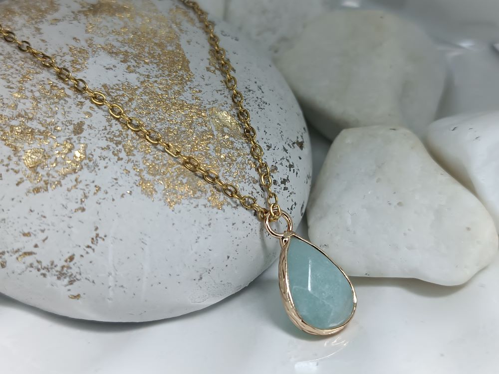 Κολιέ από Ανοξείδωτο Ατσάλι με Γαλάζια Πέτρα Σταγόνα (ΚΩΔ:87441) – Διακριτική Πολυτέλεια | Kosmimatomania.gr Κολιέ από Ανοξείδωτο Ατσάλι με Γαλάζια Πέτρα Σταγόνα (ΚΩΔ:87441) – Διακριτική Πολυτέλεια | Kosmimatomania.gr