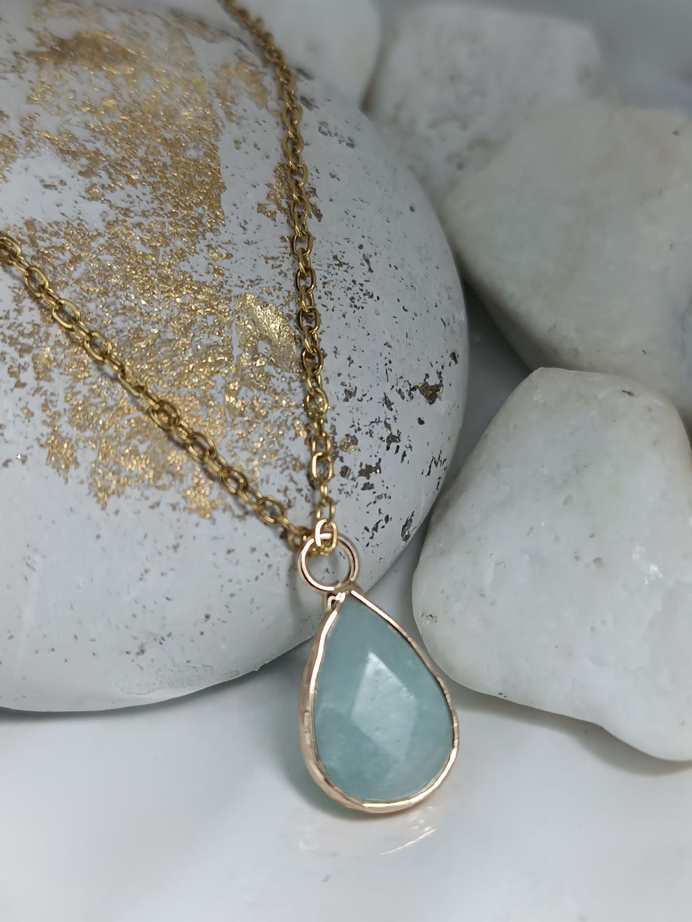 Κολιέ από Ανοξείδωτο Ατσάλι με Γαλάζια Πέτρα Σταγόνα (ΚΩΔ:87441) – Διακριτική Πολυτέλεια | Kosmimatomania.gr Κολιέ από Ανοξείδωτο Ατσάλι με Γαλάζια Πέτρα Σταγόνα (ΚΩΔ:87441) – Διακριτική Πολυτέλεια | Kosmimatomania.gr