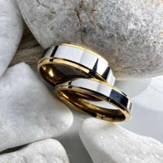 Βέρες Ασήμι Καθρέφτης με Χρυσές Άκρες από Ατσάλι (ΚΩΔ:00742) | Πολυτέλεια & Ανθεκτικότητα | Kosmimatomania.gr Βέρες Ασήμι Καθρέφτης με Χρυσές Άκρες από Ατσάλι (ΚΩΔ:00742) | Πολυτέλεια & Ανθεκτικότητα | Kosmimatomania.gr