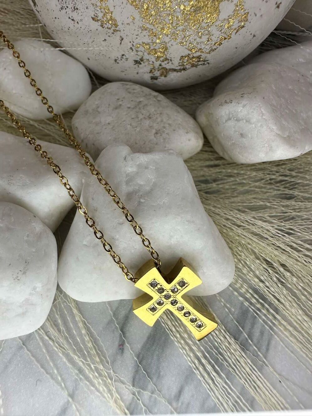 Σταυρός από Ατσάλι με διάφανα κρύσταλλα – Χρυσός (ΚΩΔ:81241) | Kosmimatomania Σταυρός από Ατσάλι με διάφανα κρύσταλλα – Χρυσός (ΚΩΔ:81241) | Kosmimatomania