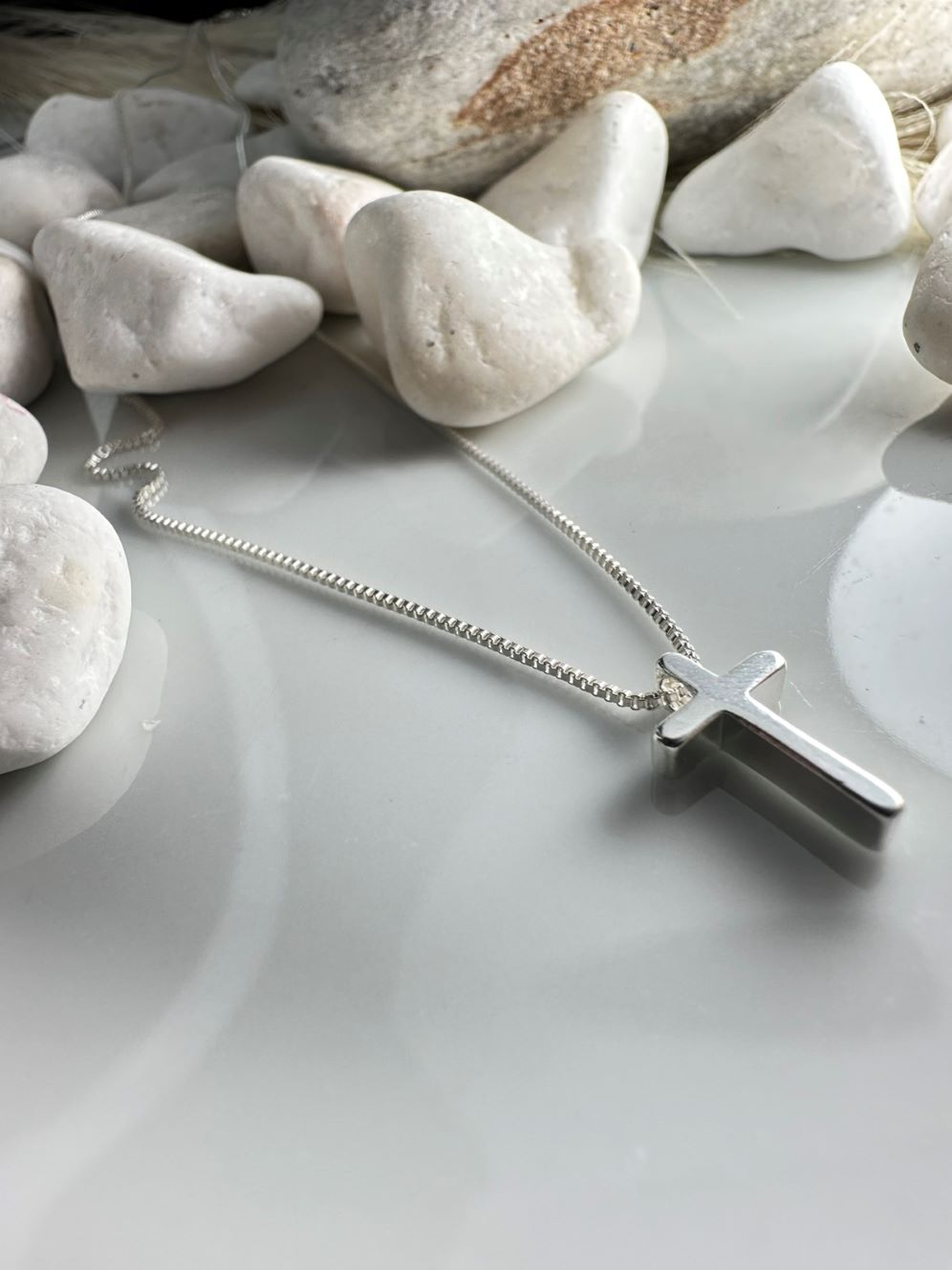 Κολιέ Σταυρός από Ανοξείδωτο Ατσάλι σε Ασημί – Minimal Unisex Μενταγιόν (ΚΩΔ:884447) | Kosmimatomania Κολιέ Σταυρός από Ανοξείδωτο Ατσάλι σε Ασημί – Minimal Unisex Μενταγιόν (ΚΩΔ:884447) | Kosmimatomania