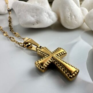 Χρυσός Σταυρός από Ανοξείδωτο Ατσάλι (ΚΩΔ:522214)– Ανάγλυφος Σχεδιασμός | Kosmimatomania.gr Χρυσός Σταυρός από Ανοξείδωτο Ατσάλι (ΚΩΔ:522214)– Ανάγλυφος Σχεδιασμός | Kosmimatomania.gr