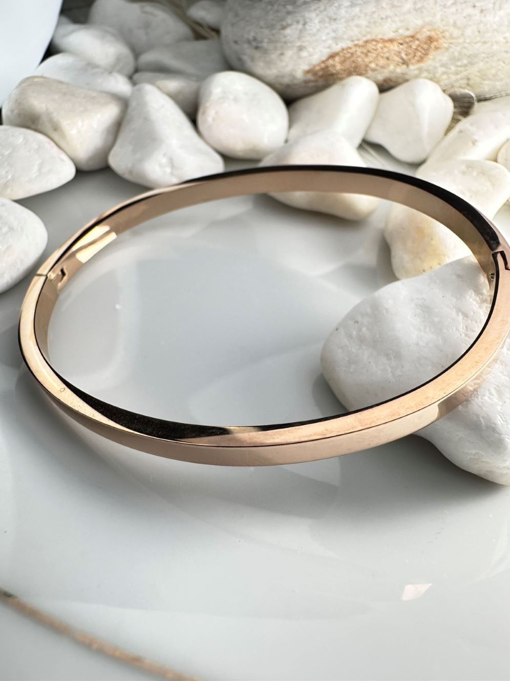 Βραχιόλι από Ανοξείδωτο Ατσάλι σε Ροζ Χρυσό – Minimal Elegant Bracelet (ΚΩΔ:885492) | Kosmimatomania Βραχιόλι από Ανοξείδωτο Ατσάλι σε Ροζ Χρυσό – Minimal Elegant Bracelet (ΚΩΔ:885492) | Kosmimatomania