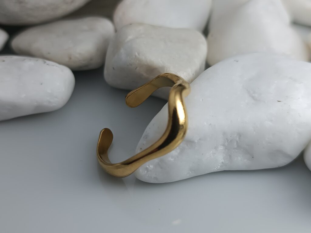 Χριστούγεννα 2025: Η Μαγεία της Λάμψης Ξεκινά στο Kosmimatomania.gr